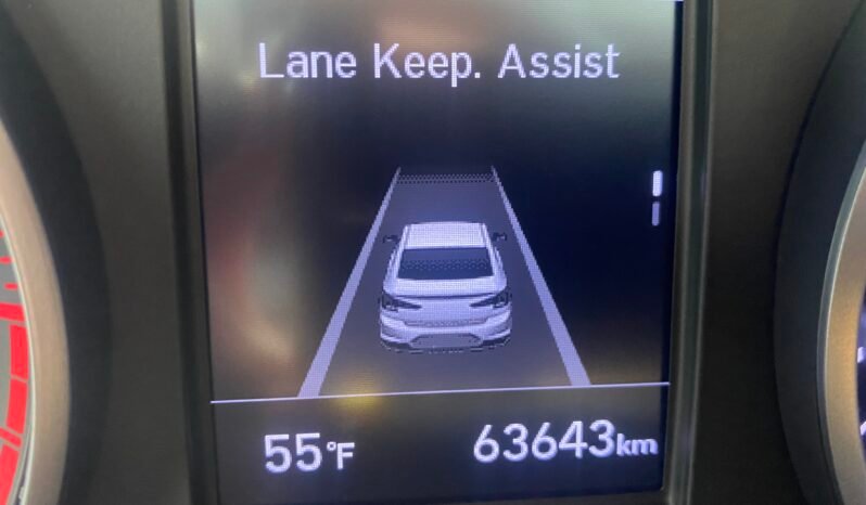 
								Hyundai Elantra SEL full									