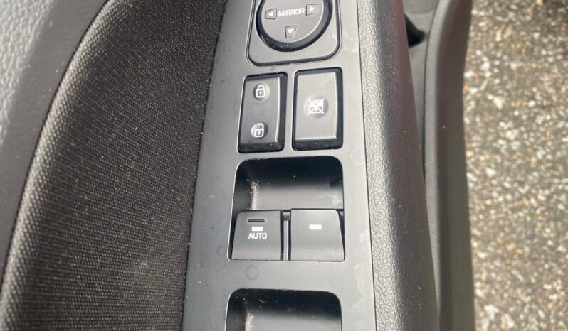 
								Hyundai Elantra SEL full									