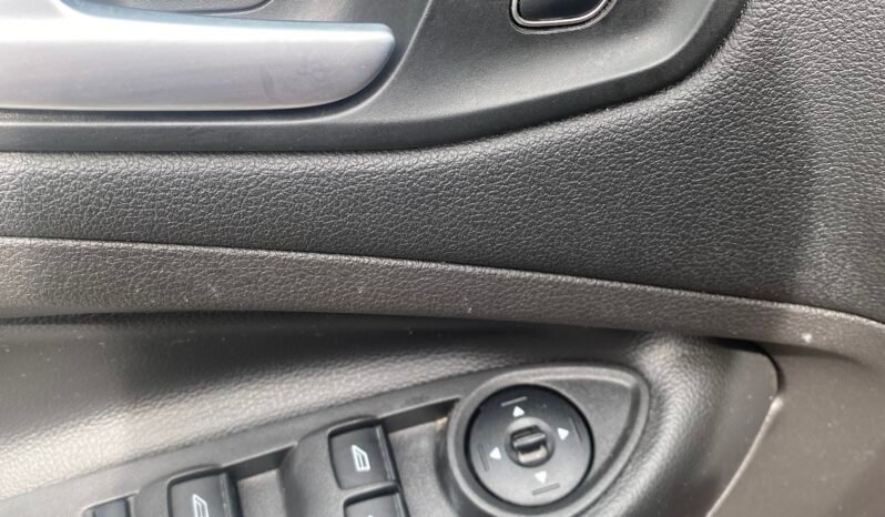 
								2018 FORD ESCAPE SE full									