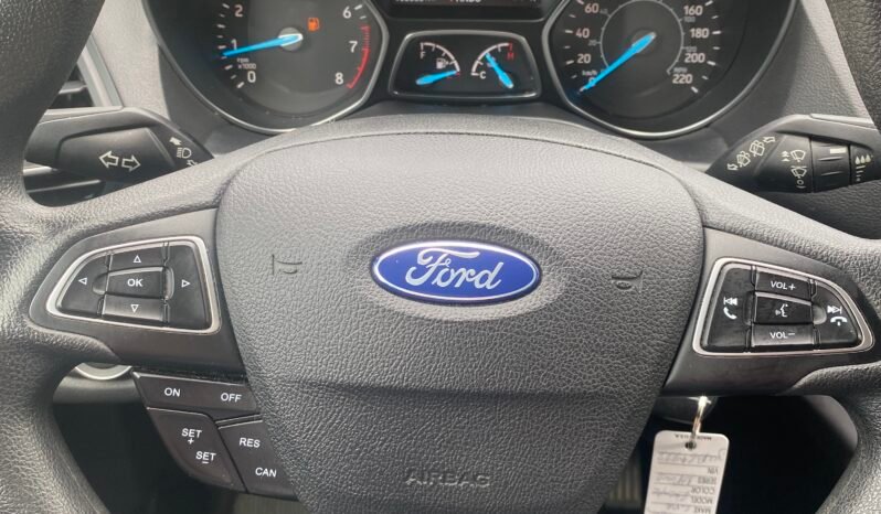 
								2018 FORD ESCAPE SE full									