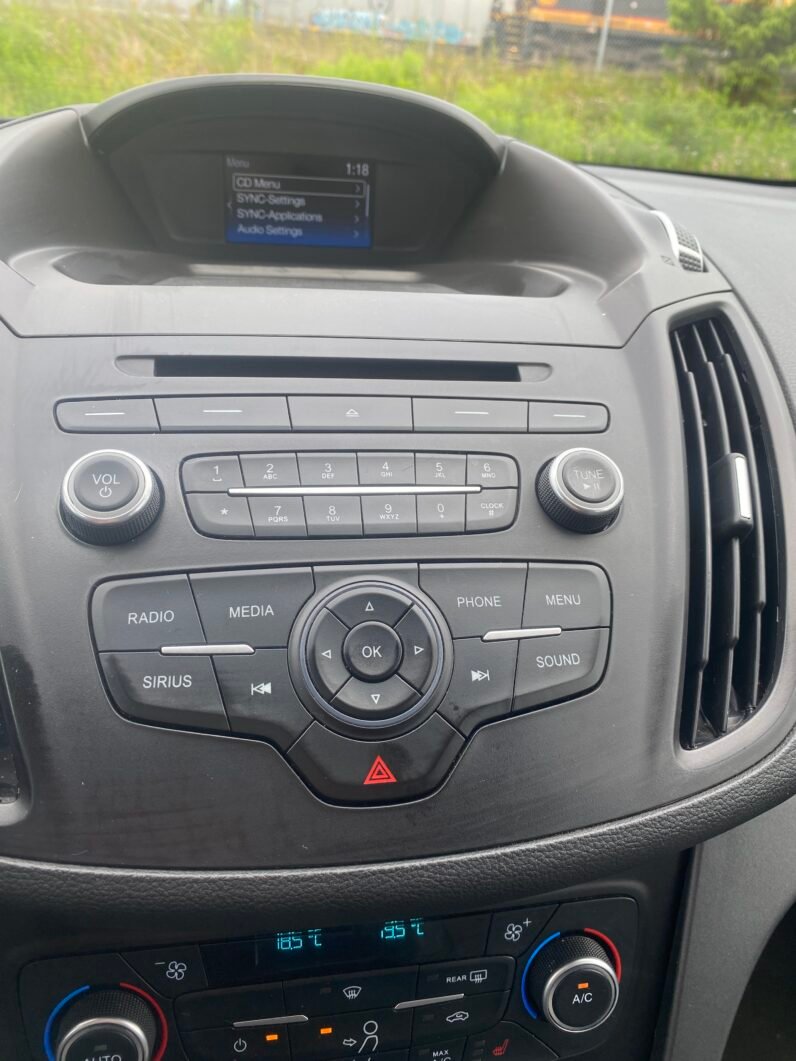 
								2018 FORD ESCAPE SE full									