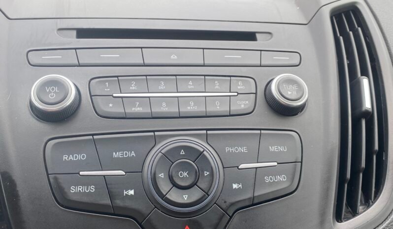 
								2018 FORD ESCAPE SE full									