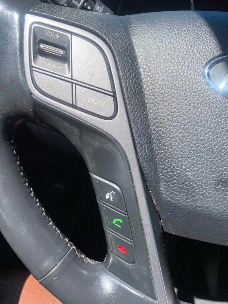 
								2014 Hyundai Santa Fe Sport full									