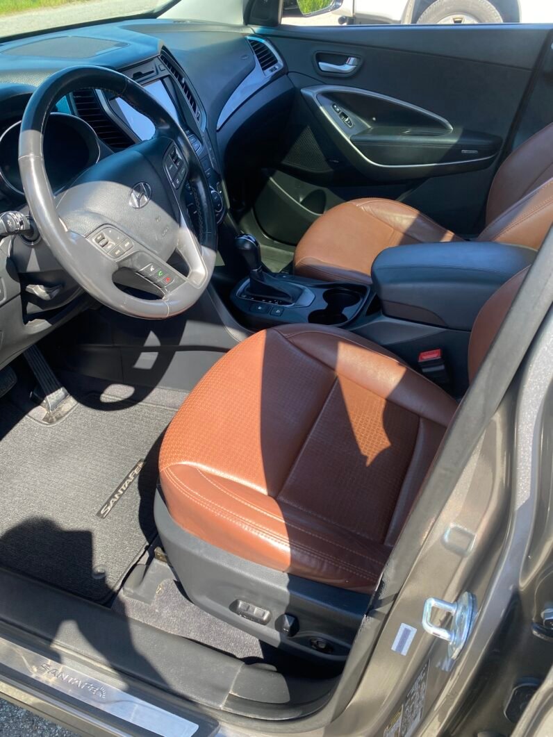 
								2014 Hyundai Santa Fe Sport full									