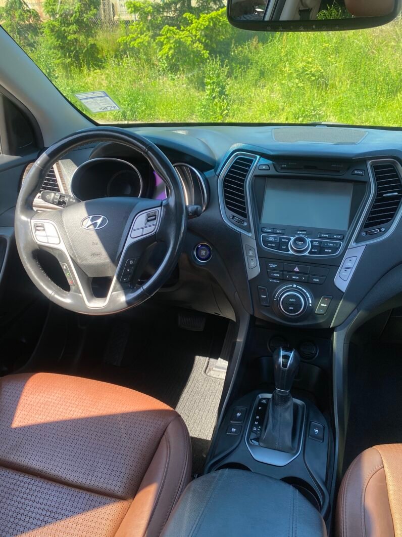 
								2014 Hyundai Santa Fe Sport full									