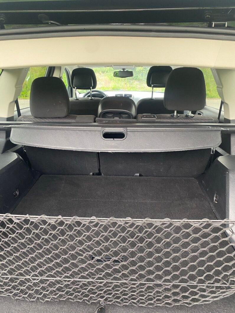 
								Dodge Journey FWD SXT full									