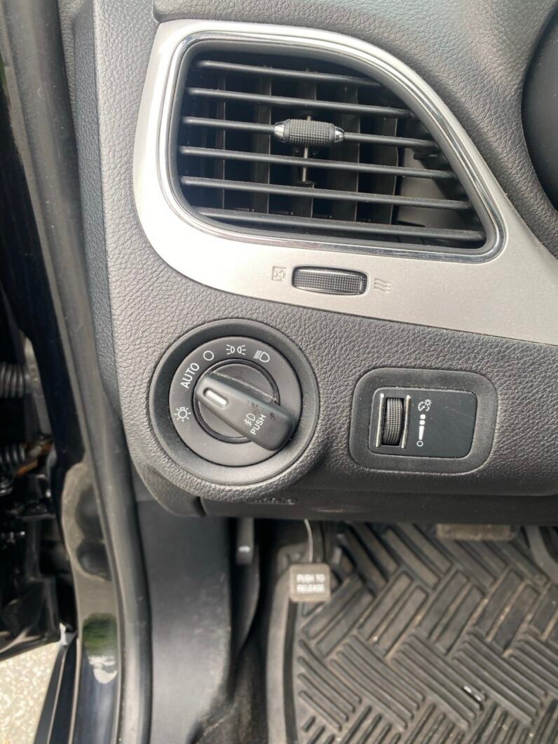 
								Dodge Journey FWD SXT full									