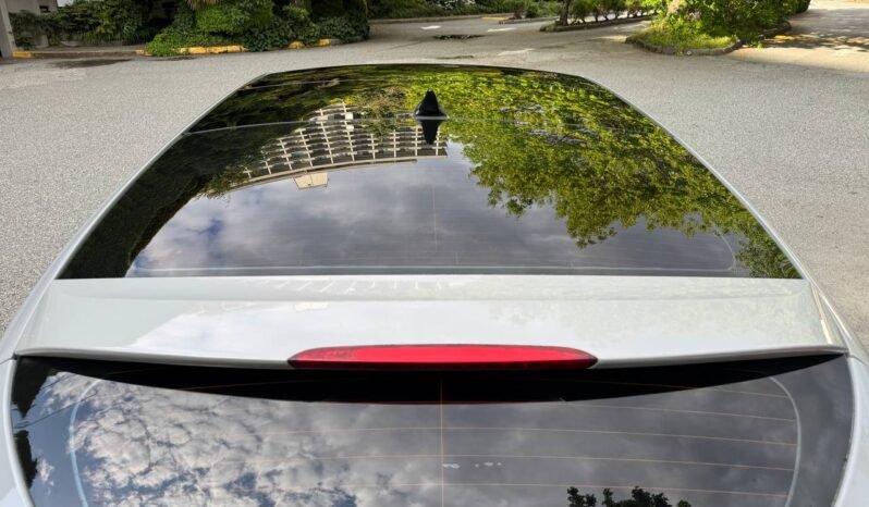 
								2014 Hyundai Veloster Turbo full									