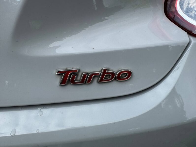 
								2014 Hyundai Veloster Turbo full									