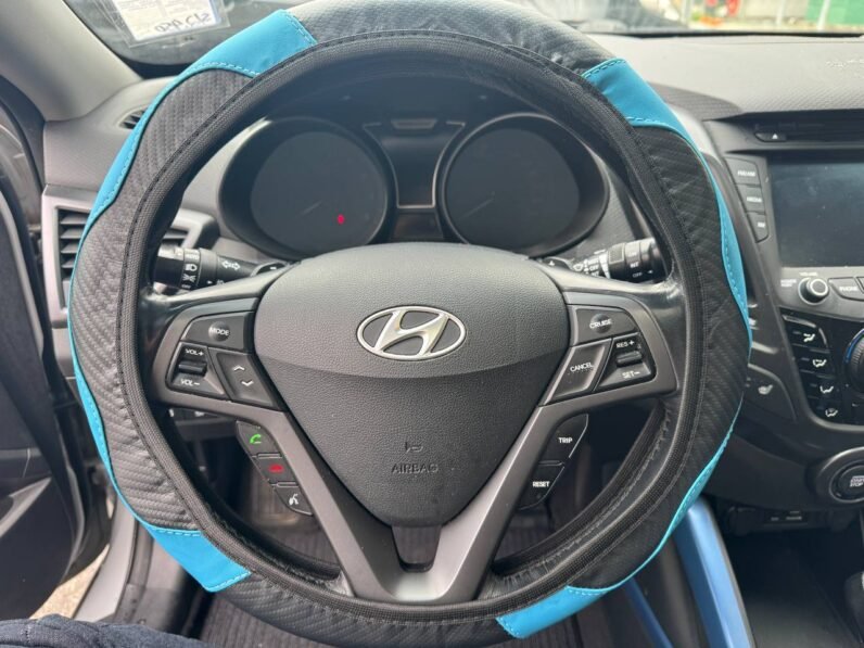 
								2014 Hyundai Veloster Turbo full									