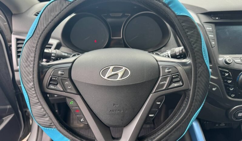 
								2014 Hyundai Veloster Turbo full									