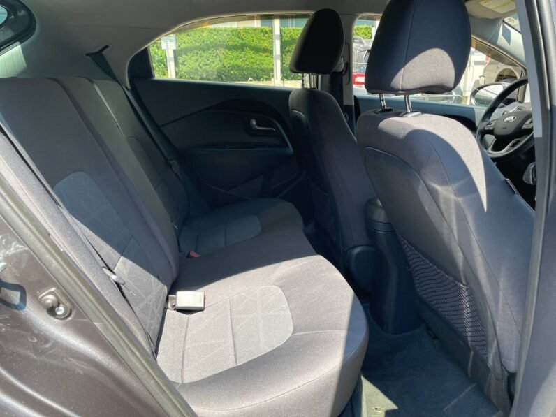 
								2013 Kia Rio LX full									