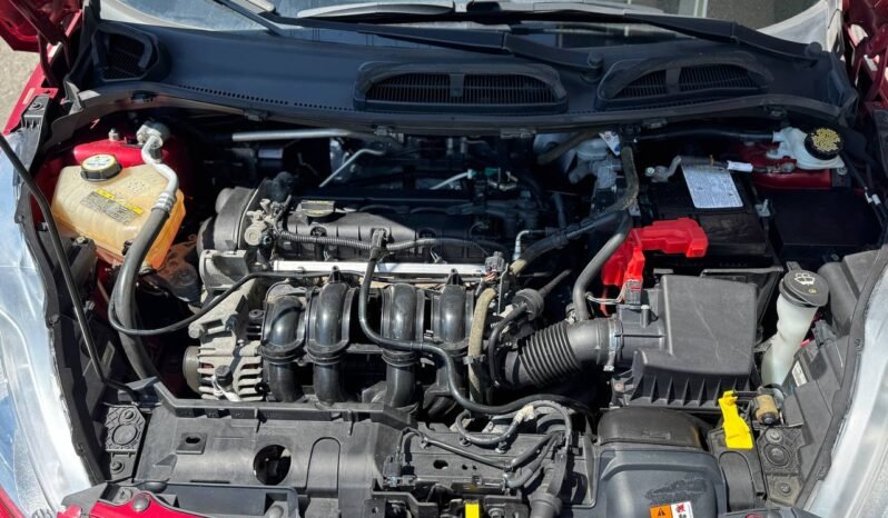 
								2012 Ford Fiesta SES full									