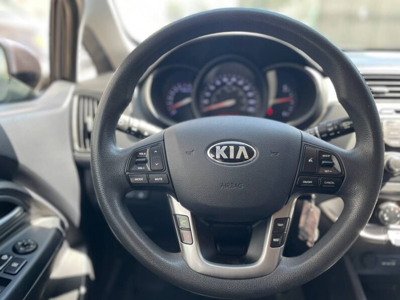 
								2013 Kia Rio LX full									