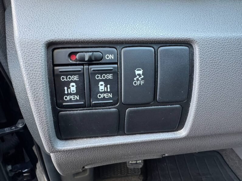 
								2013 Honda Odyssey EX-L full									