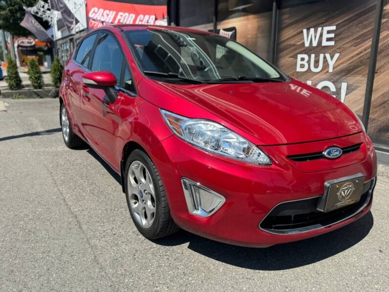 
								2012 Ford Fiesta SES full									
