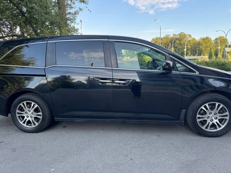 
								2013 Honda Odyssey EX-L full									