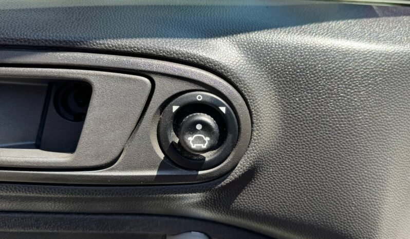 
								2012 Ford Fiesta SES full									
