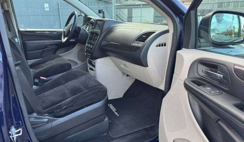
								2014 Dodge Grand Caravan SXT full									