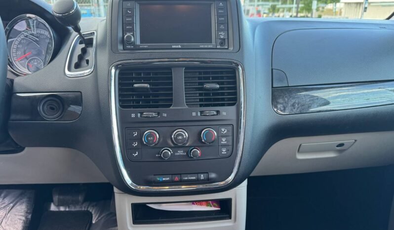 
								2014 Dodge Grand Caravan SXT full									