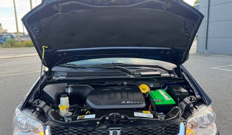 
								2014 Dodge Grand Caravan SXT full									