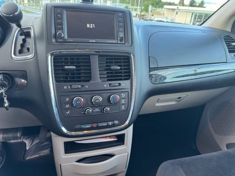 
								2014 Dodge Grand Caravan SXT full									