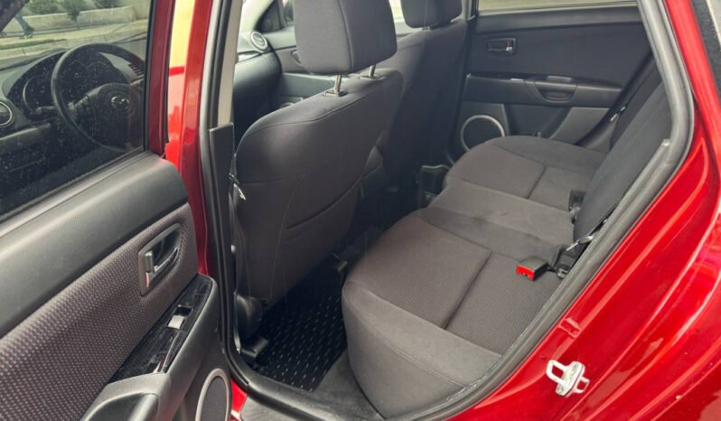 
								2009 Mazda3 Hatchback full									