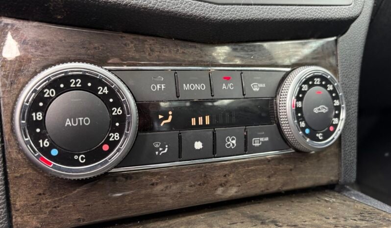 
								2008 Mercedes- Benz C-Class 4dr Sedan 3.0L 4MATIC full									