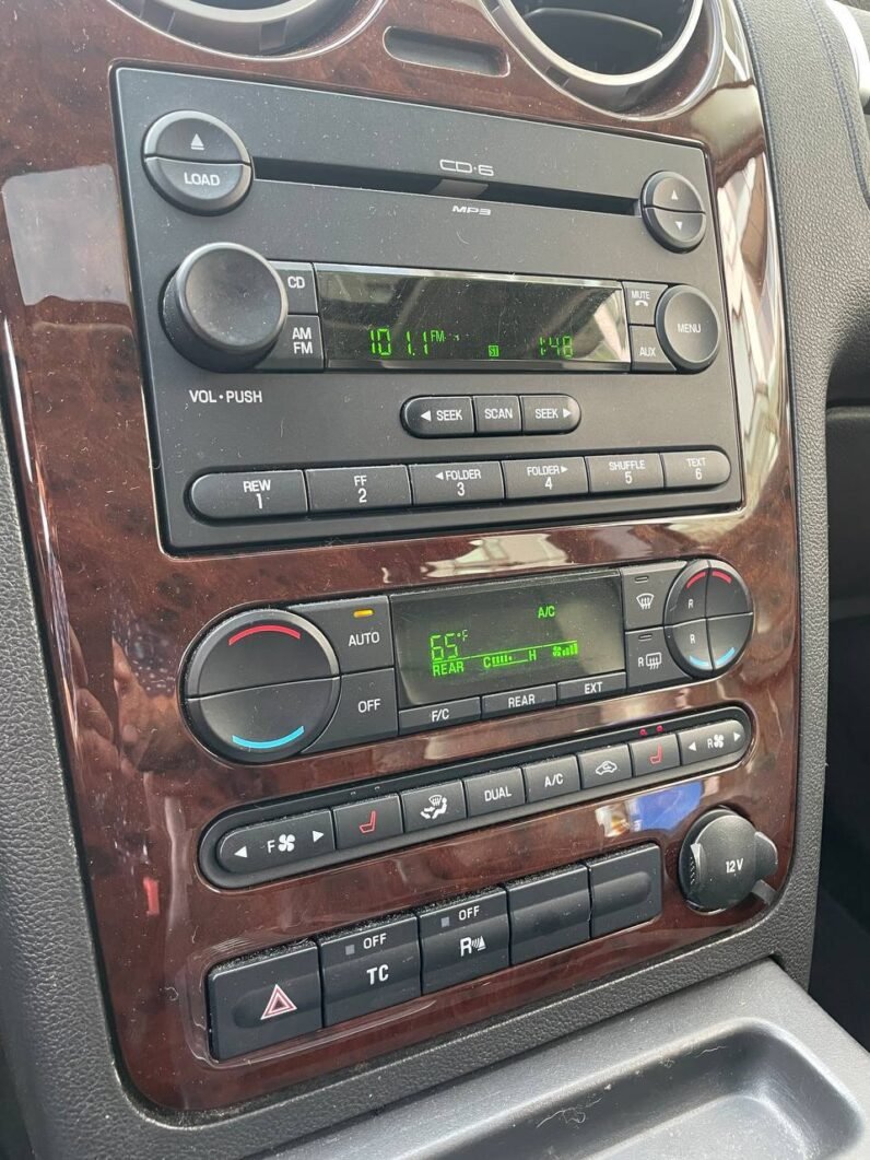 
								2007 Ford Freestyle full									